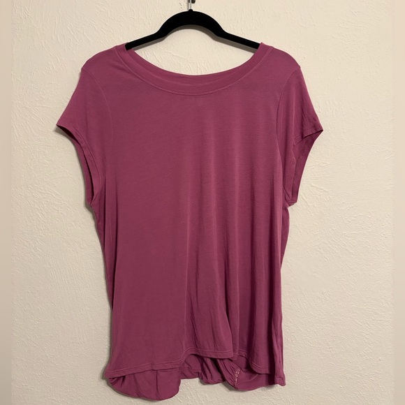 Zella Tops - Zella Short Sleeve Mauve Tee